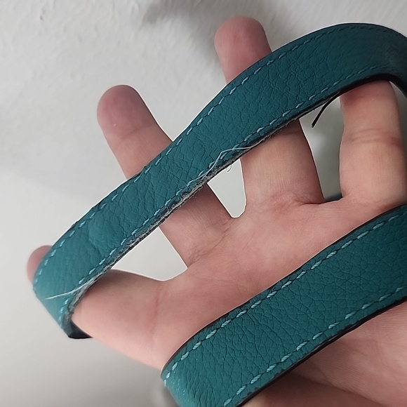 Michael Kors Fulton Hobo shoulder bag in green - Picture 7 of 11